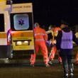 Scontro frontale tra due auto, cinque feriti