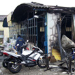 Fiamme al magazzino Vega, timore per la presenza di alcune bombole di gas