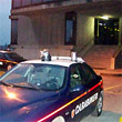 Rubano borsetta nel parcheggio: arrestati dopo inseguimento