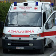 Cade dal tetto della stalla, gravissimo