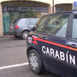 Rapinano banca armati di siringa