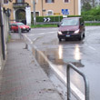 Giovane romena alla guida investe due bambini
