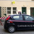 Bandito con pistola rapina l'ufficio postale