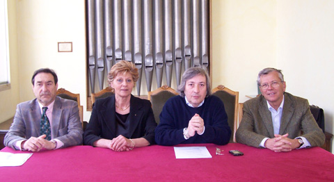  Festival della Filosofia 2010. Dal 16 al 18 aprile al teatro San Domenico. In citt� relatori di livello eccelso per dibattere il quarto comandamento: 'onora il padre e la madre'