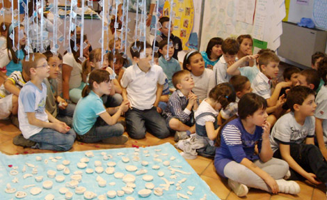 Progetto Comenius. La mostra 'L'acqua non ha frontiere' con i bambini ed i ragazzi dell'Istituto Comprensivo di Offanengo