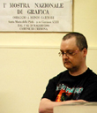 Ottimisti al museo, pensando a Gaber