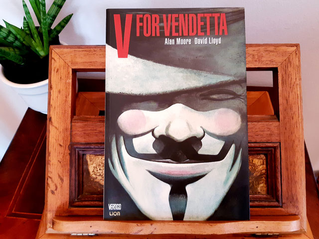 V per Vendetta. Film cult, fumetto anarchico e distopico in piena era  thatcheriana