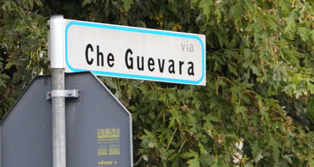 Raccolta firme per mantenere via Che Guevara 