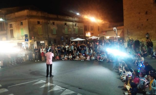 Arti di strada, inizia il festival di Castelleone