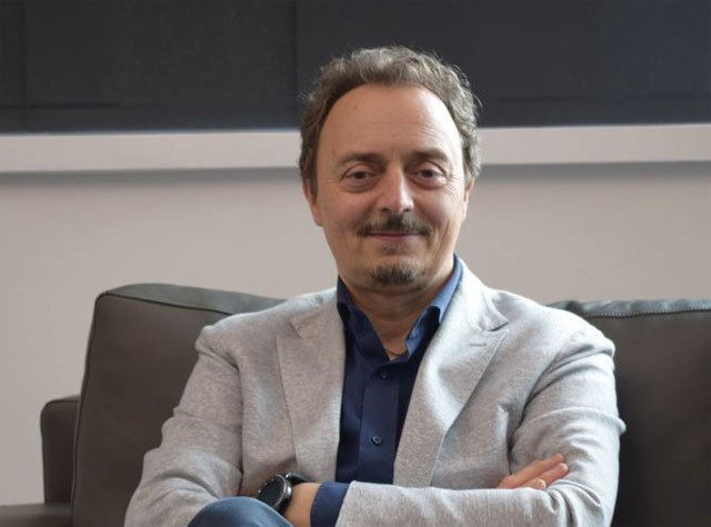 Lumson sostiene l'onlus ''La forza e il sorriso''