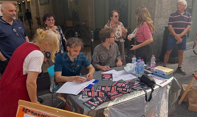 Abolizione dei fondi all'editoria, raccolta firme 