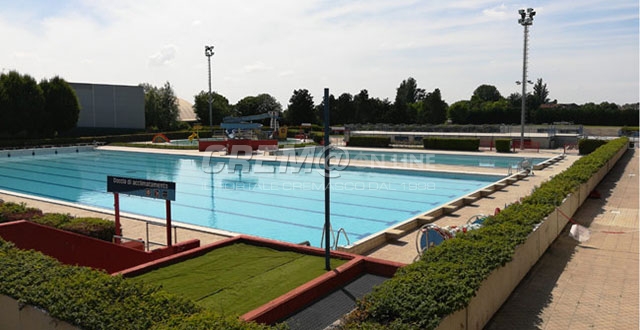 Piscina, accolte le richieste degli abbonati