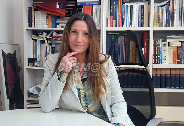 'Negozi aperti, il comune faccia un elenco'